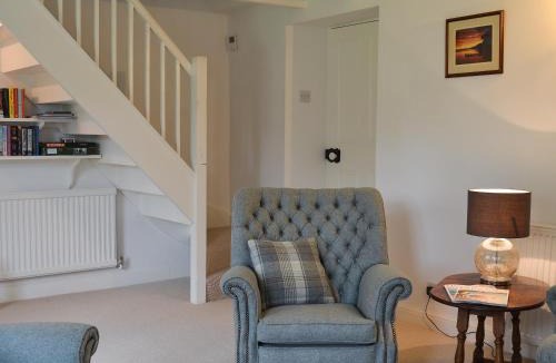 Welburn House | Sunny Cottage