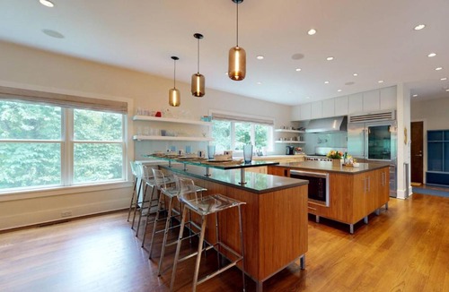 Newtown House | Sunny Day on Taunton Lake