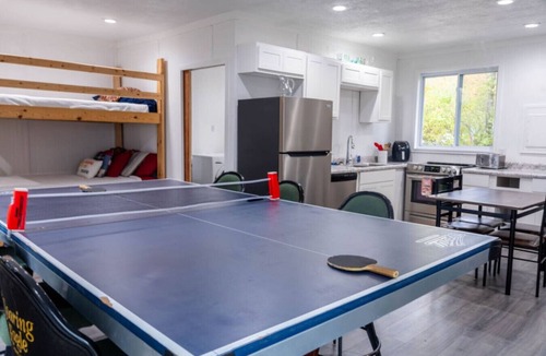 Alto Apartment | Sunny Days Studio Half Suite| Cozy Lake Stay