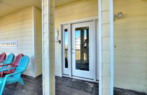 Sand Point House | Sunny Daze 690SP