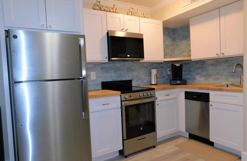Galveston Apartment | Sunny Daze Beachfront Condo