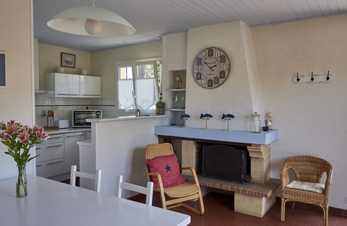 Saint-Michel-Chef-Chef House | Sunny detached villa, 80 meters from the ocean, beaches and forest