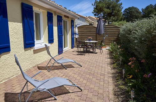 Saint-Michel-Chef-Chef House | Sunny detached villa, 80 meters from the ocean, beaches and forest