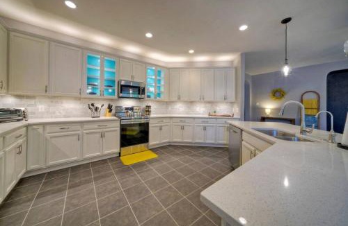 Pflugerville House | Sunny Delight of Pville - Where days are bright