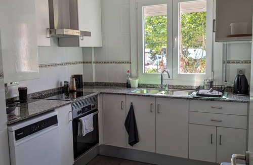 Caldes d'Estrac Apartment | Sunny flat near the beach