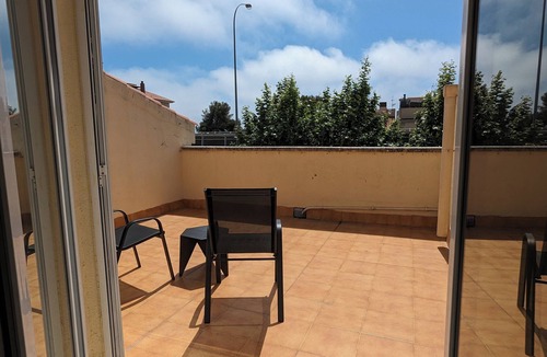 Caldes d'Estrac Apartment | Sunny flat near the beach