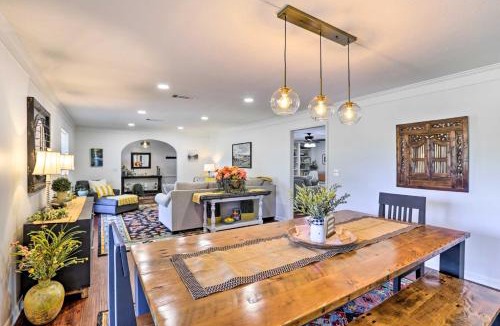 Marianna House | Sunny Florida Abode - Patio, Pool, & Fire Pit