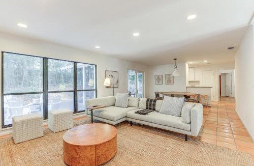 Gainesville House | Sunny Gainesville Home ~ Half-Mi to UF Campus!