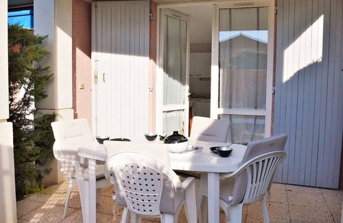 Cavaliere Beach Apartment | Sunny Garden-Level Studio, Steps from Cavalière Beach