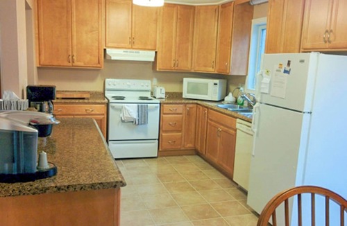 Bayfield House | Sunny Gardens - Village of Bayfield