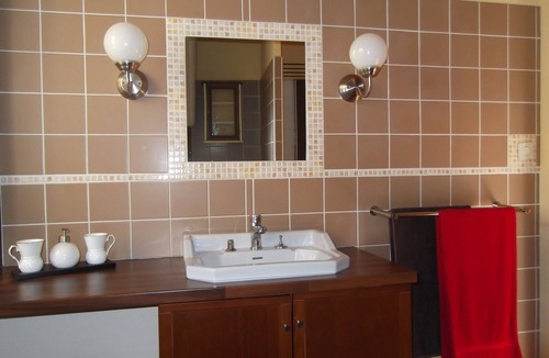 Lesperon Apartment | Sunny GITE in old farmhouse at the foot of the forest, lake, river nearby