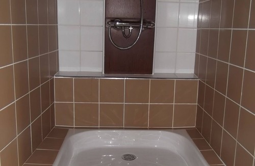 Lesperon Apartment | Sunny GITE in old farmhouse at the foot of the forest, lake, river nearby
