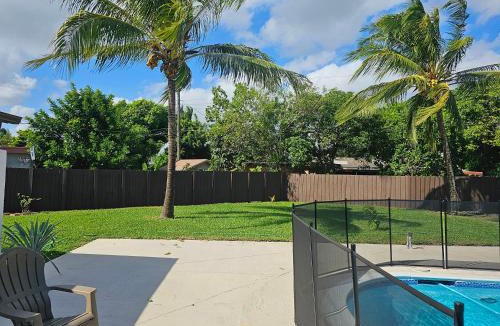 Lauderdale Lakes House | Sunny Goldie
