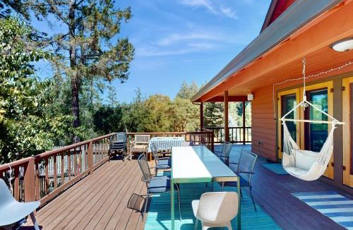 Freestone House | Sunny Grove Retreat