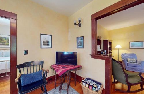 Bainbridge Island House | Sunny Hill Farmhouse