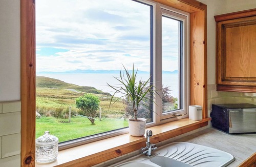 The Hebrides Cottage | Sunny Hill - UKC6884