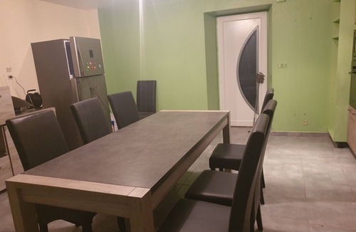 La Landec Apartment | Sunny house