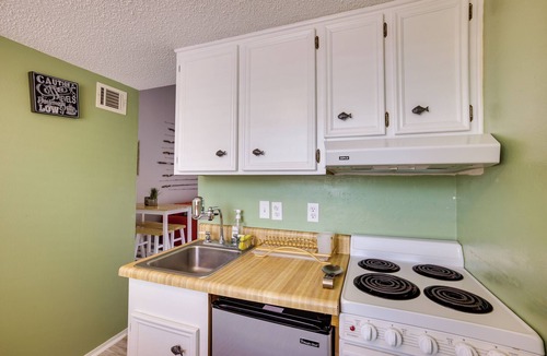 Waterwood Apartment | Sunny Huntsville Retreat w/Boat Launch Access!