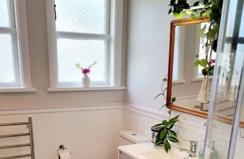 Titahi Bay House | Sunny in the bay