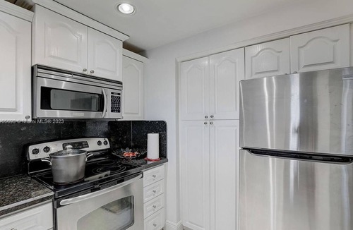Eastern Shores Condo | Sunny Isle, "Eastern Shores" North Miami Beach Paradise.