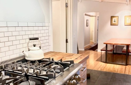 Jacoby Creek House | Sunny Mid-Century Gem