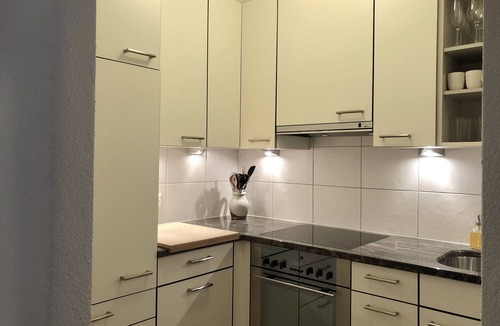 Old City of Bern Apartment | Sunny Old Town Flat Walk Everywhere Sleeps 4