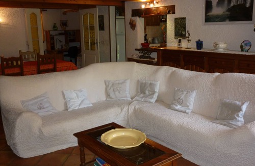 La Garde-Freinet House | Sunny pastoral house