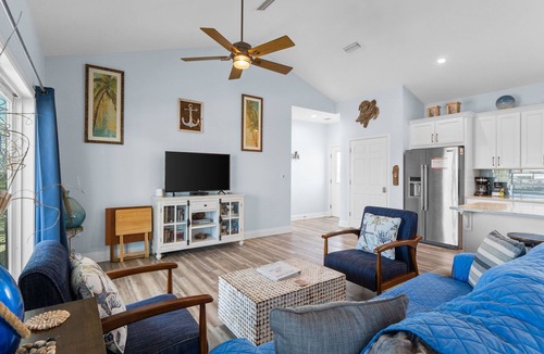 Port St. Joe House | Sunny Paws