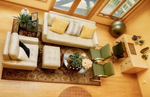 Harwinton Bed & Breakfast | Sunny Peace B&B