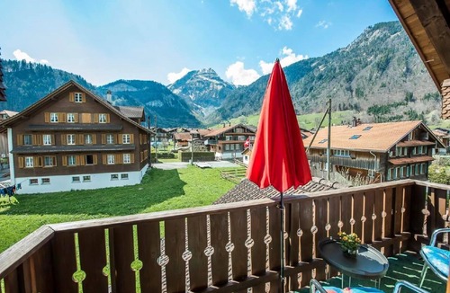 Lungern House | Sunny penthouse in beautiful Lungern