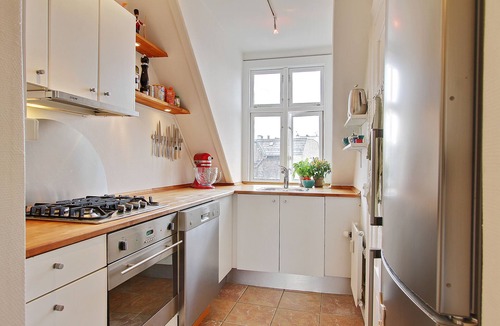 Copenhagen City Centre Apartment | Sunny Penthouse with Private Balcony