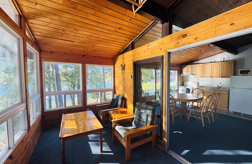 Seguin Cottage | Sunny Point Resort Cottages and Inn