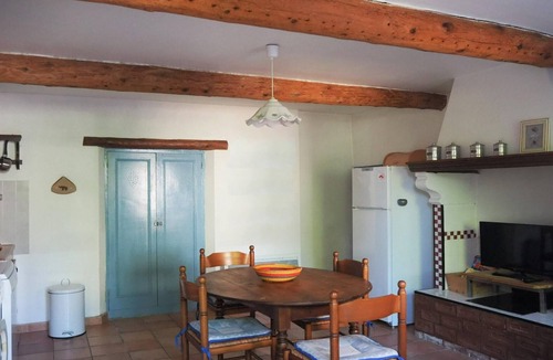 Monteux Apartment | Sunny Provence Home with Terrace