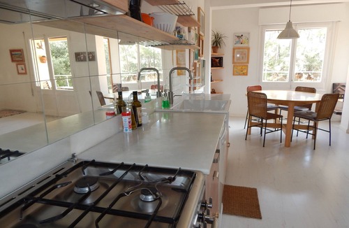 El Carmel Apartment | SUNNY QUIET APARTMENT IN PARK GÜELLn