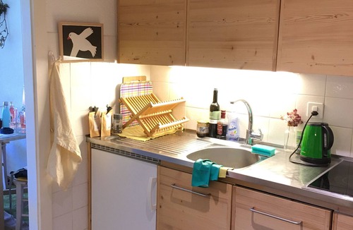 Noes Apartment | Sunny, quiet "Studio Chalet" in Crans-Montana