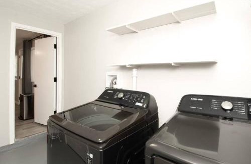 Huber Heights House | Sunny Ranch - Newly Remodeled