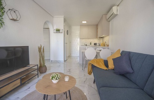 La Florida Apartment | Sunny Retreat in Alicante