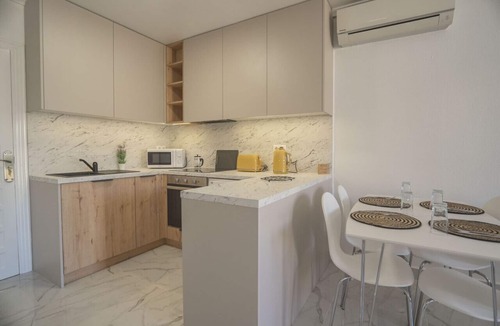 La Florida Apartment | Sunny Retreat in Alicante