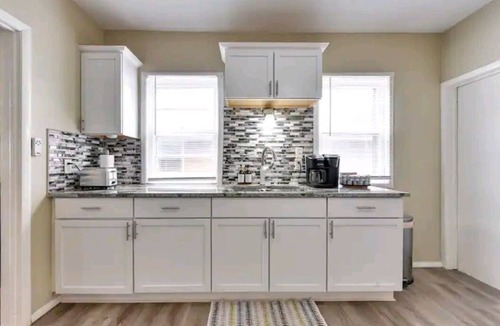 Little Italy House | Sunny's Haven in Little Italy