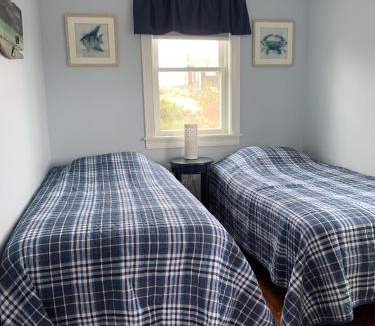 Sagamore Beach House | Sunny Sagamore Getaway—Steps from the Sand