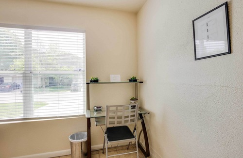 New Territories House | Sunny San Antonio Home w/Backyard + Patio!