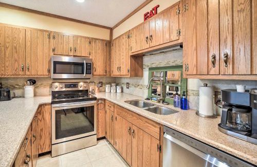 Sapphire House | Sunny Sapphire Townhome w/Resort Amenities!