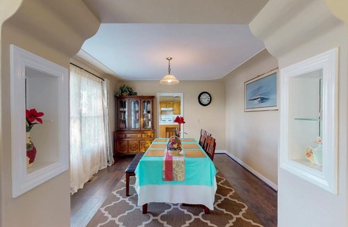 Seaside House | Sunny Seaside