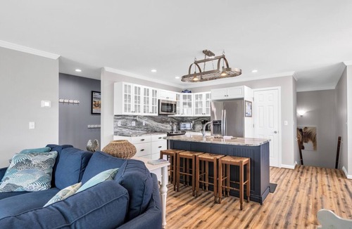 Chincoteague House | Sunny Shack by Seaside Vacations & Sales