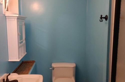 Bayview Apartment | Sunny side Bayview heights