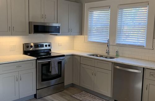 Wendell Cottage | Sunny Side - Circa 1930's- updated bungalow located in the historic district.