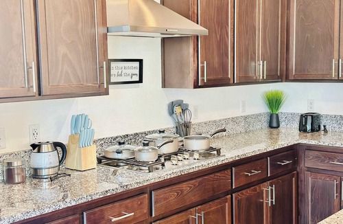 Lodi House | Sunny Side Retreat Su