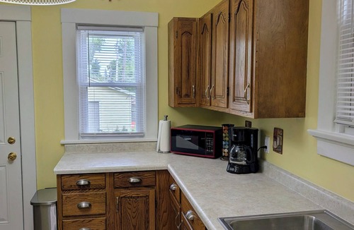 Saint Marys  Allen County House | Sunny Side Stay!