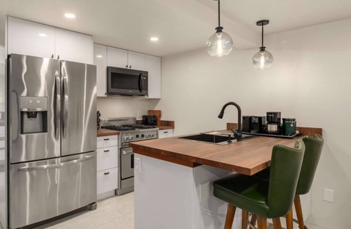 Green Lake Apartment | Sunny side Studio on Green Lake