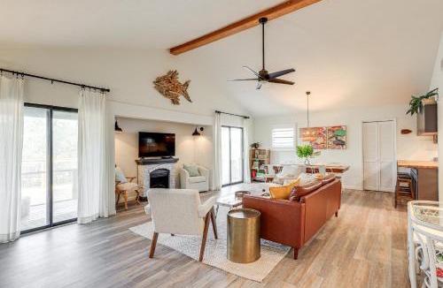 Suwannee House | 'Sunny Side Up' Canal-Front Getaway w/Dock!